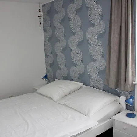 Ferienwohnung Schwenn Nr3 *