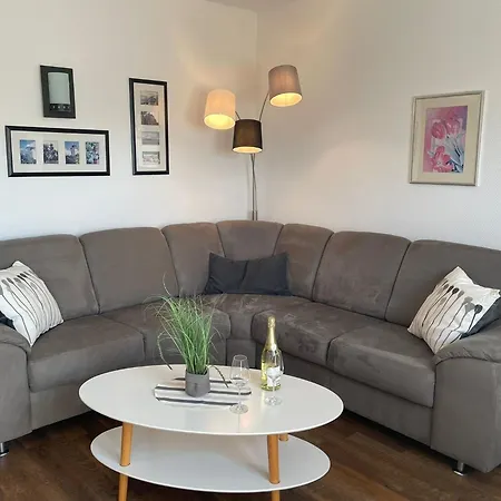 Apartment Ferienwohnung Schwenn Nr3 *